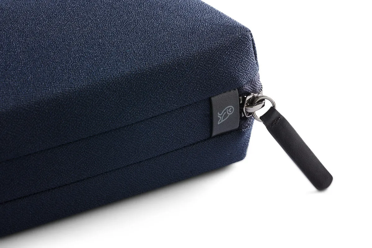 Bellroy Tech Kit Compact in Navy