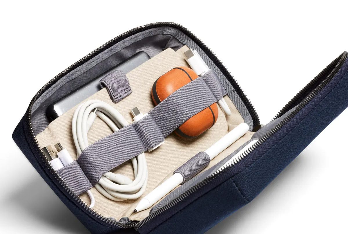 Bellroy Tech Kit Compact in Navy