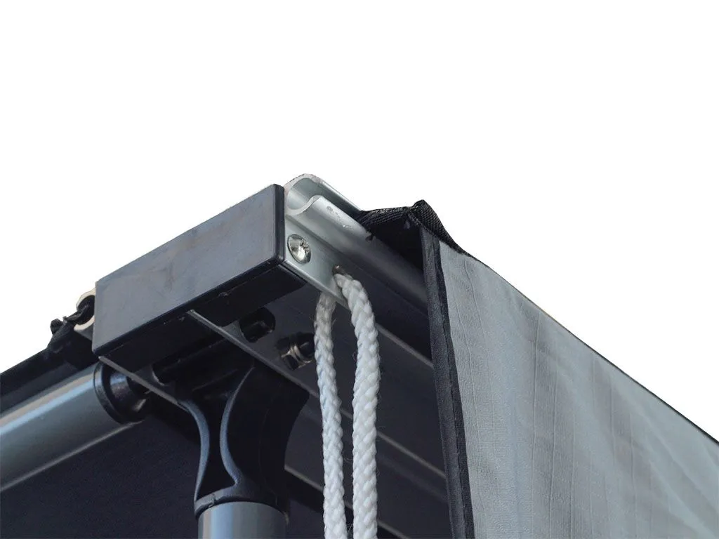FRONT RUNNER Wind/Sun Break for 2M Awning/Front