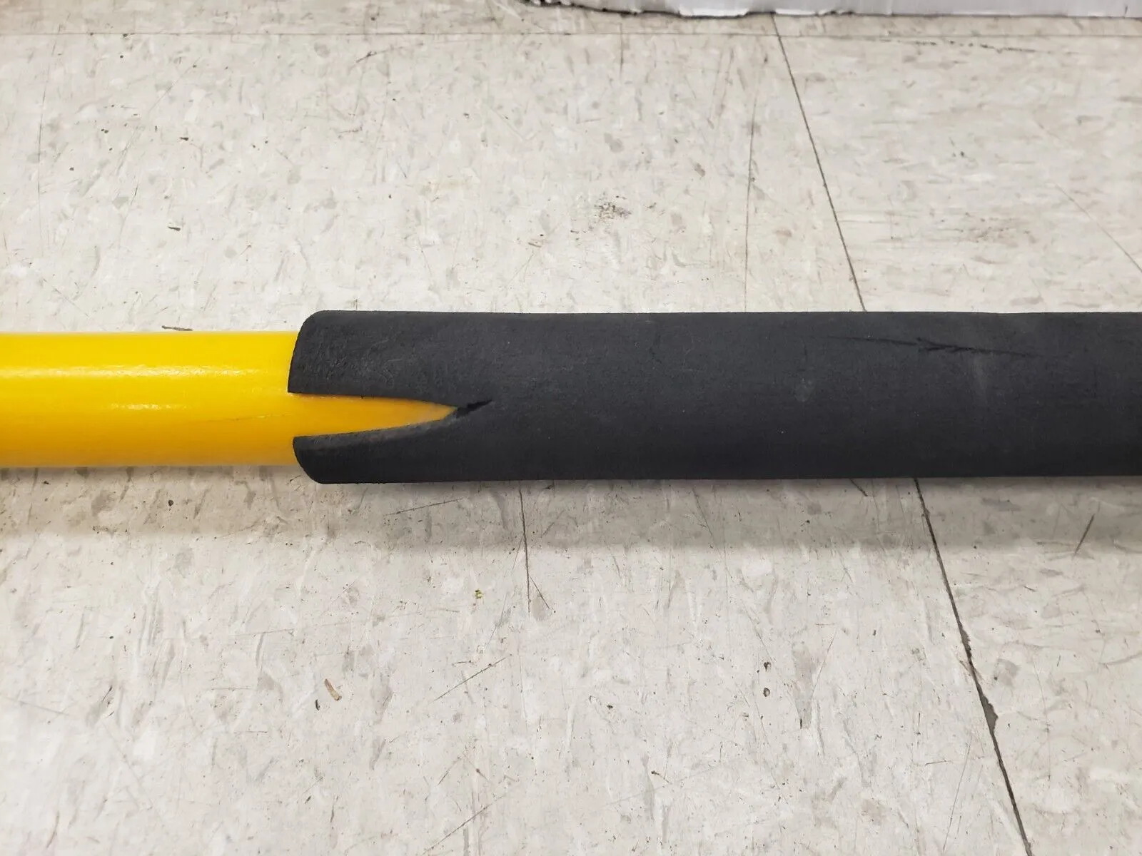 (I-35265) No Name Telescopic Extension Pole